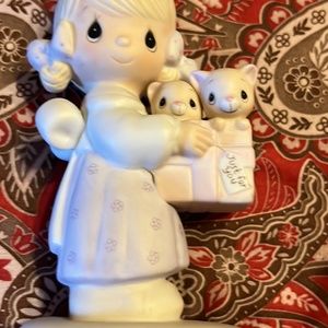 Precious moments growing in Grace series girls ages 1 to 15